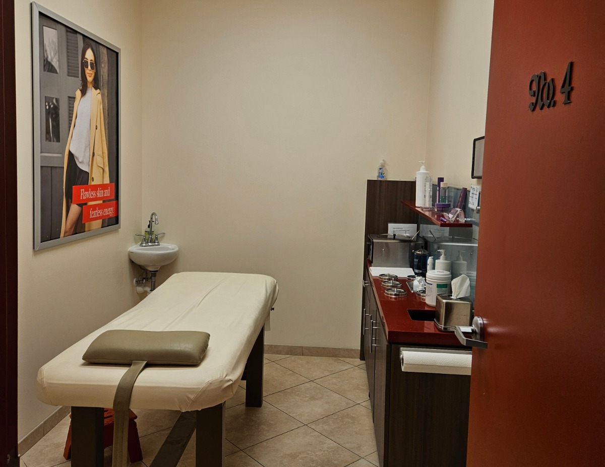Book a Waxing in Edina, MN, with European Wax Center
