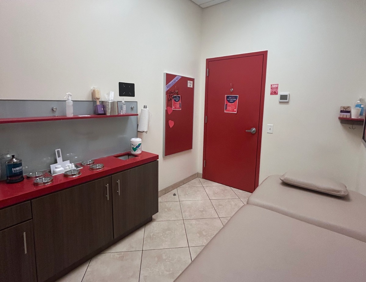 Book Strongsville Waxing Services at European Wax Center