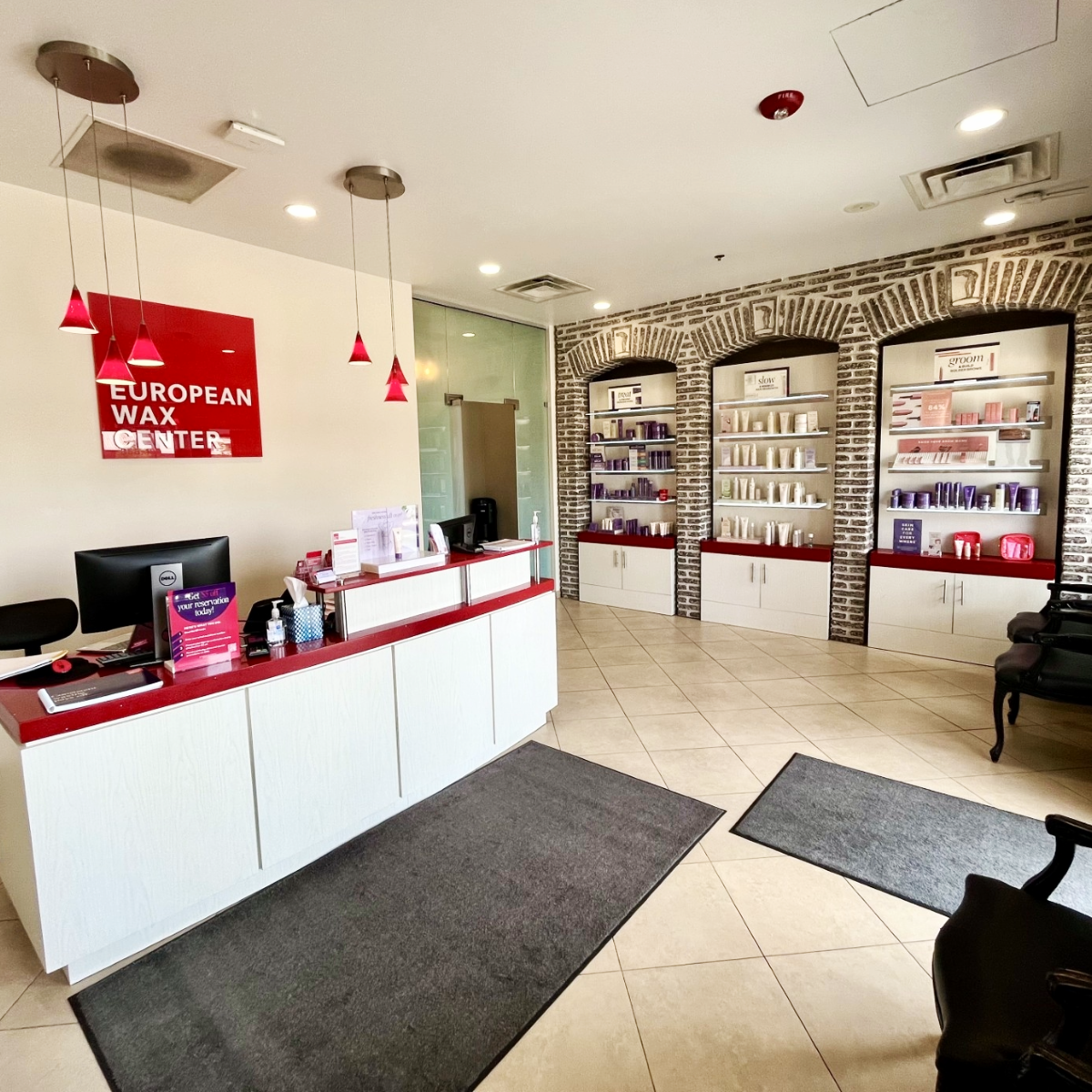 Book Waxing in Bloomingdale at European Wax Center