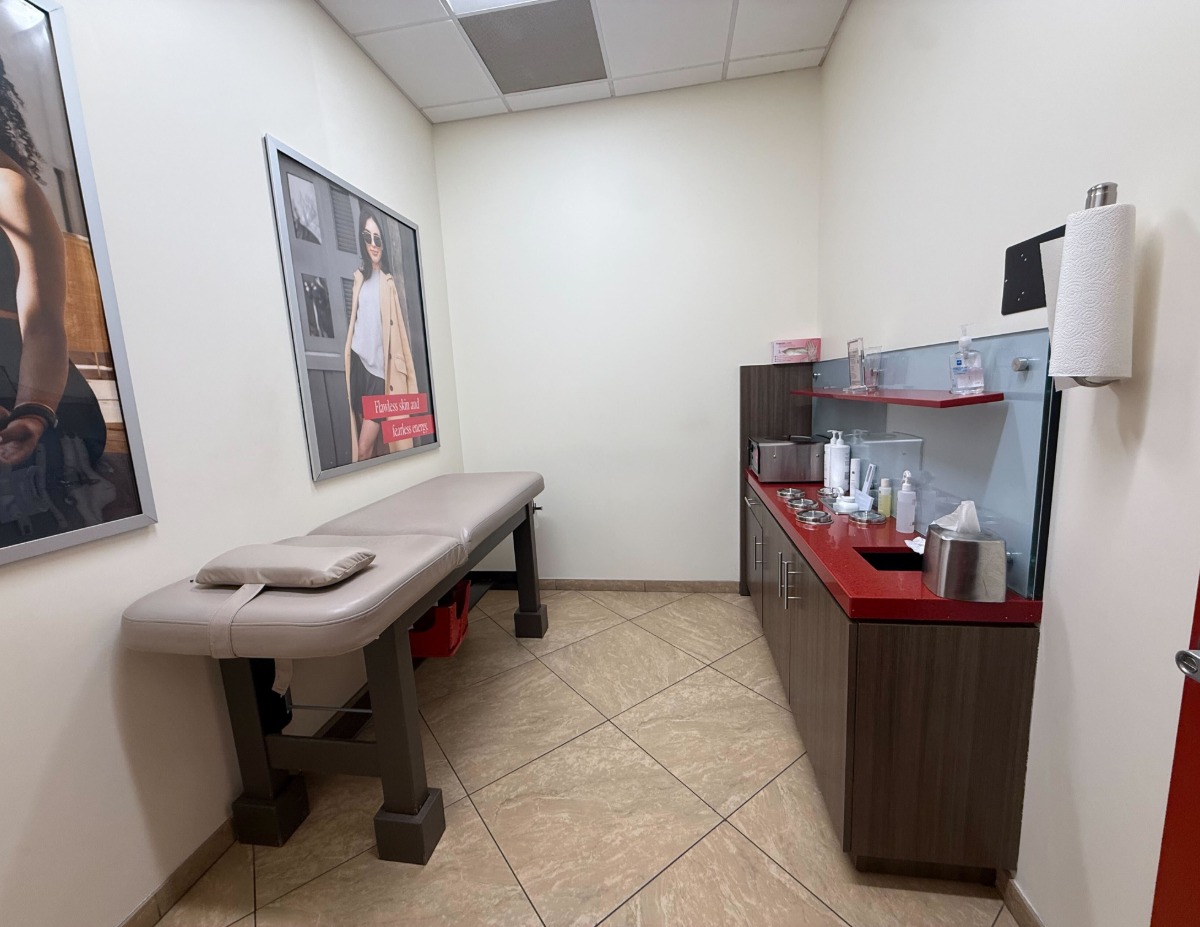 Book Baton Rouge - Perkins Rowe Waxing Services at European Wax Center