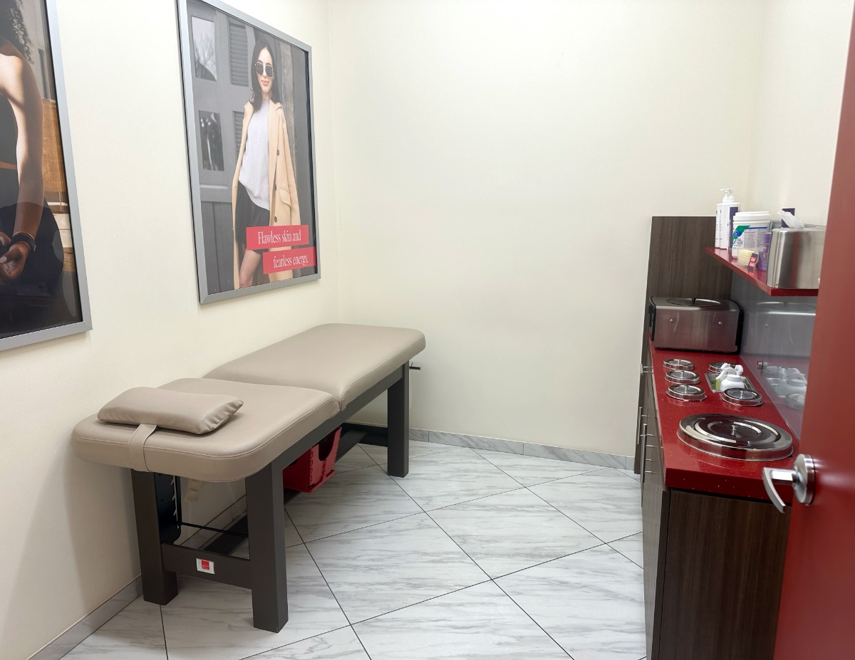 Book Your Brazilian Wax in Schaumburg at European Wax Center