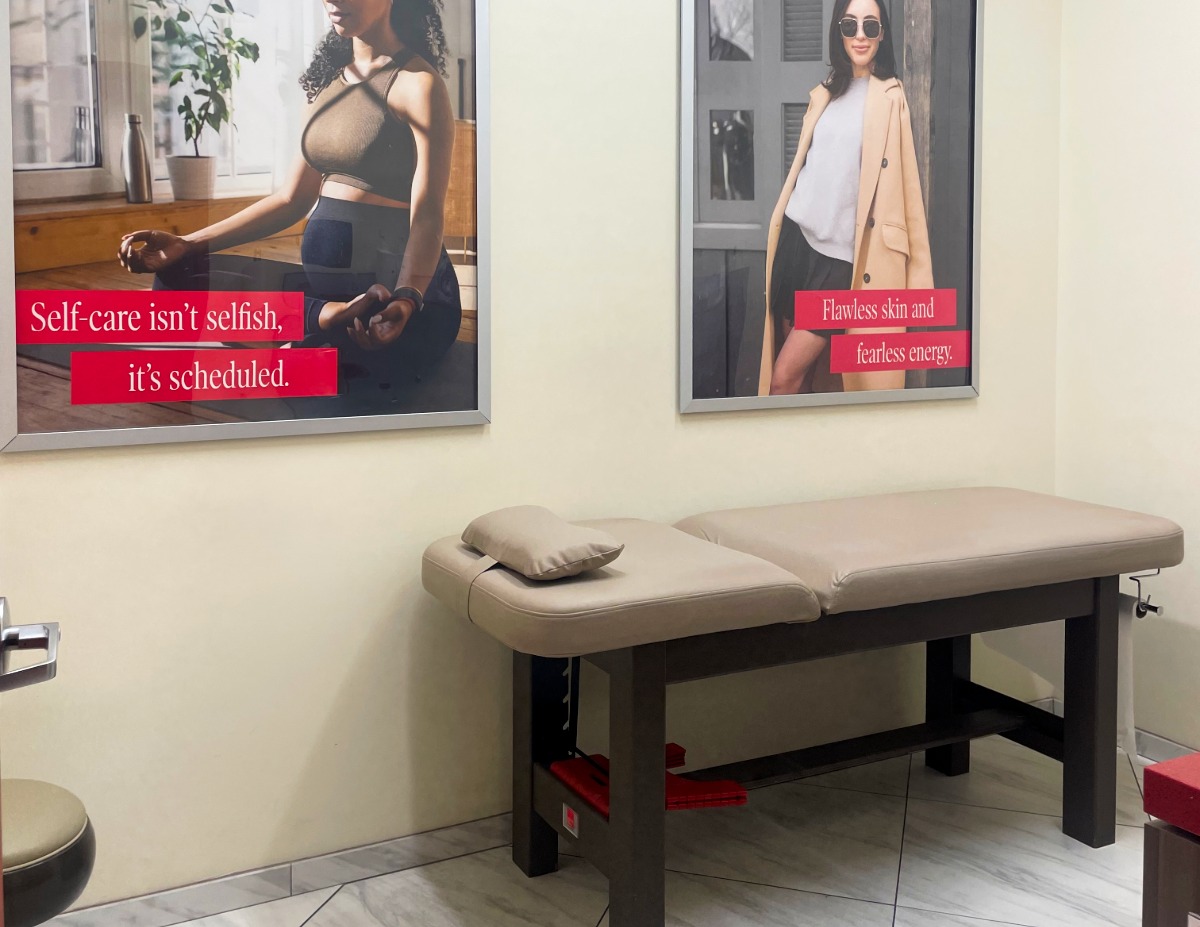 Book Jacksonville - St. John's Town Center Waxing Services at European Wax Center