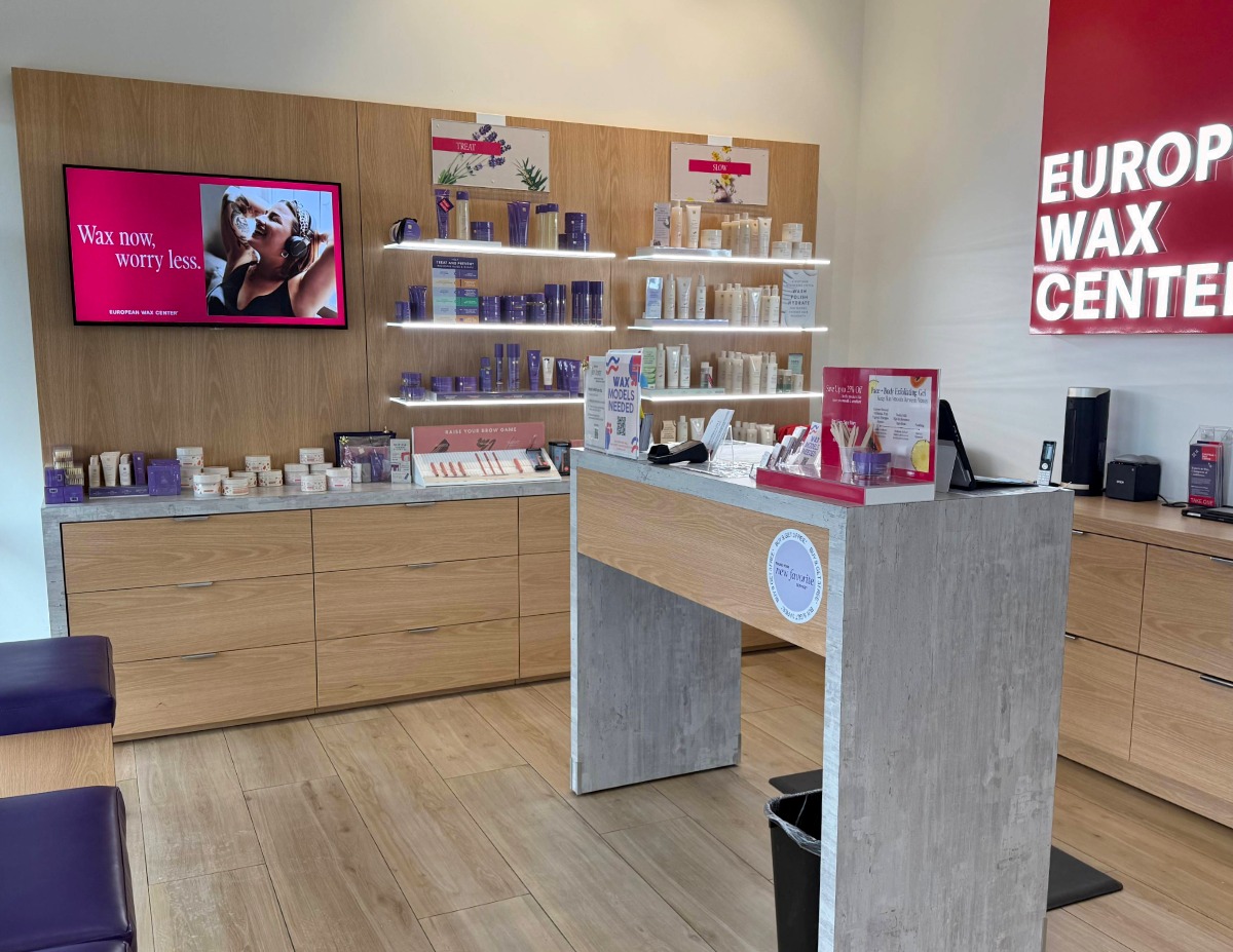 Book Glendale - Bayshore Shopping Center Waxing Services at European Wax Center