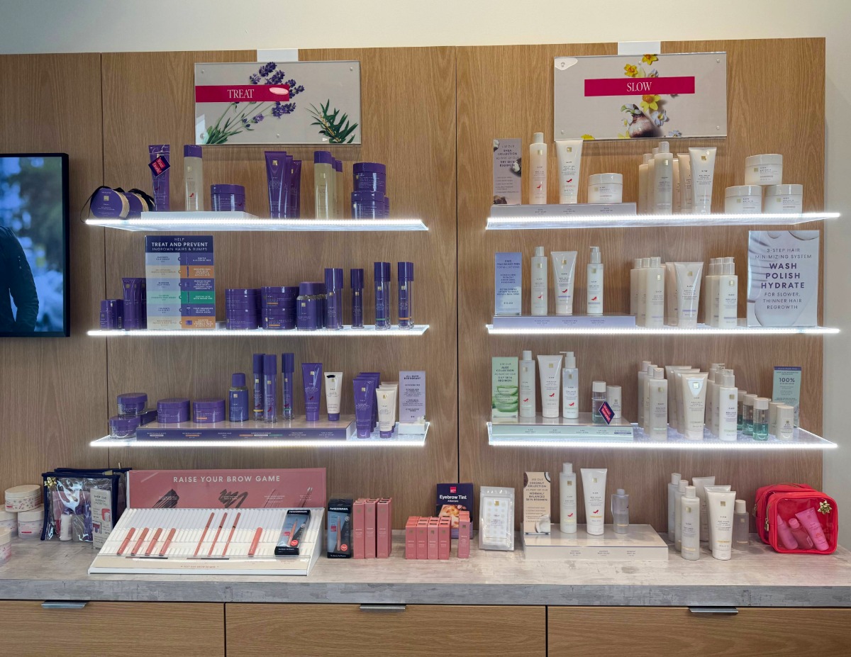 Book Glendale - Bayshore Shopping Center Waxing Services at European Wax Center