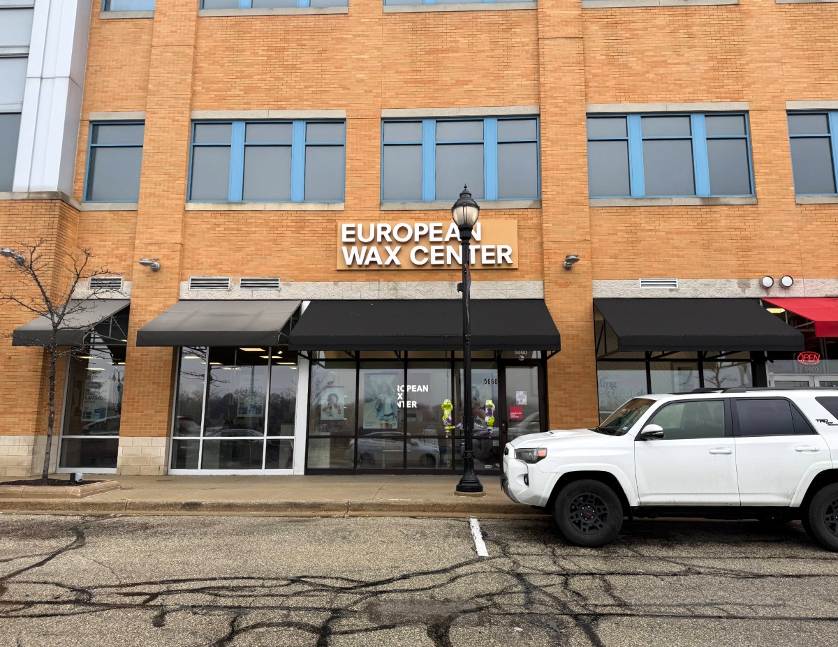 Book Glendale - Bayshore Shopping Center Waxing Services at European Wax Center
