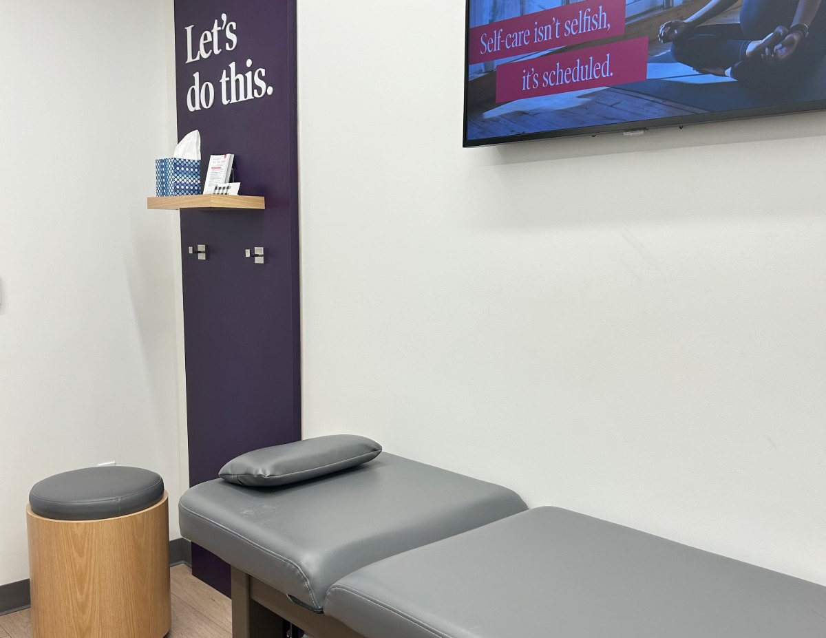 Book Jacksonville - Oakleaf Town Center Waxing Services at European Wax Center