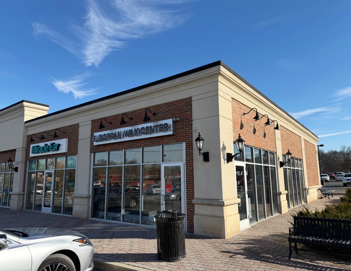 Book Florham Park - Florham Village Towne Center Waxing Services at European Wax Center