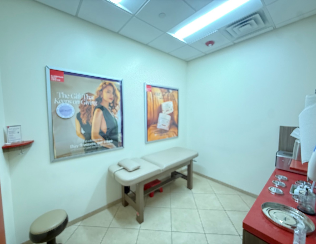 Book Farmingdale Waxing Services at European Wax Center