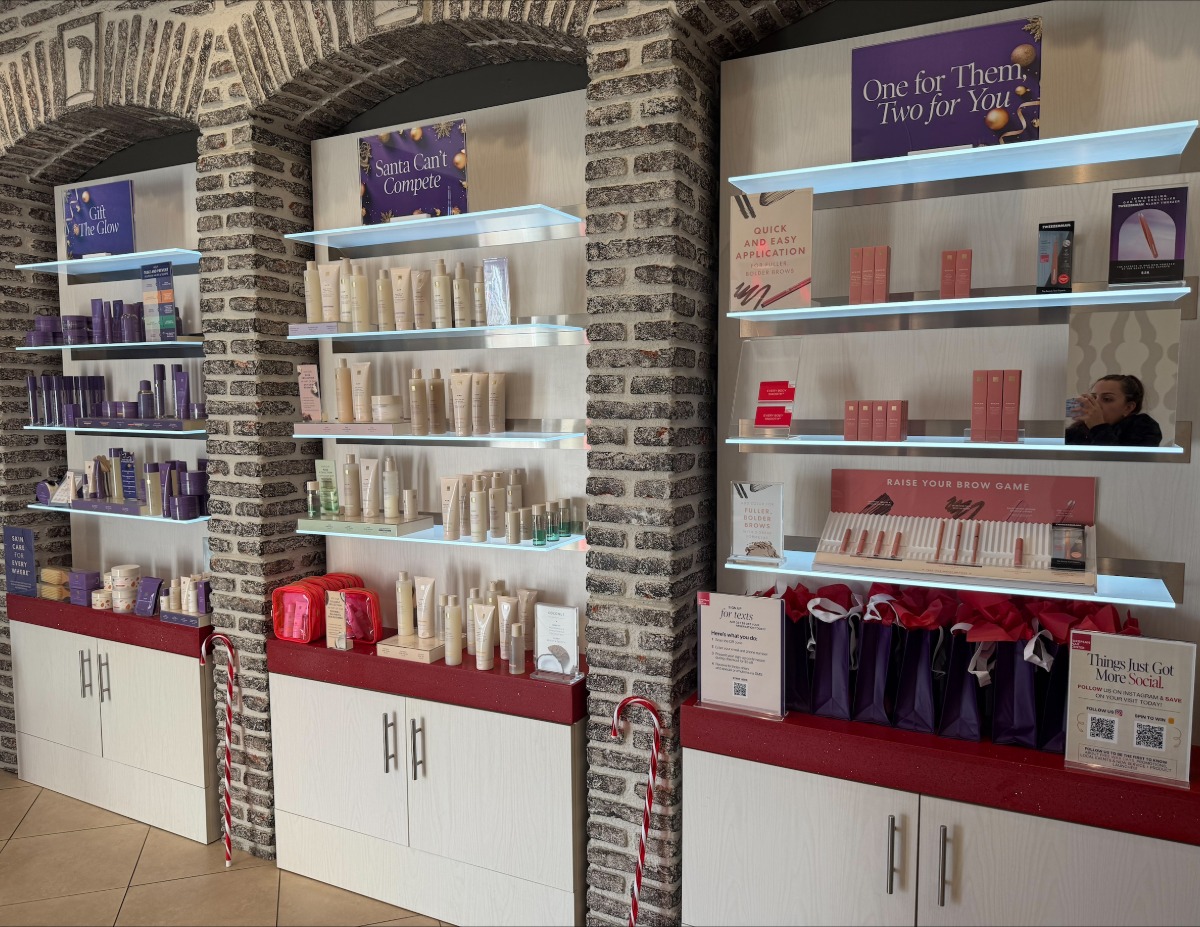Book Waxing in Cinnaminson at European Wax Center