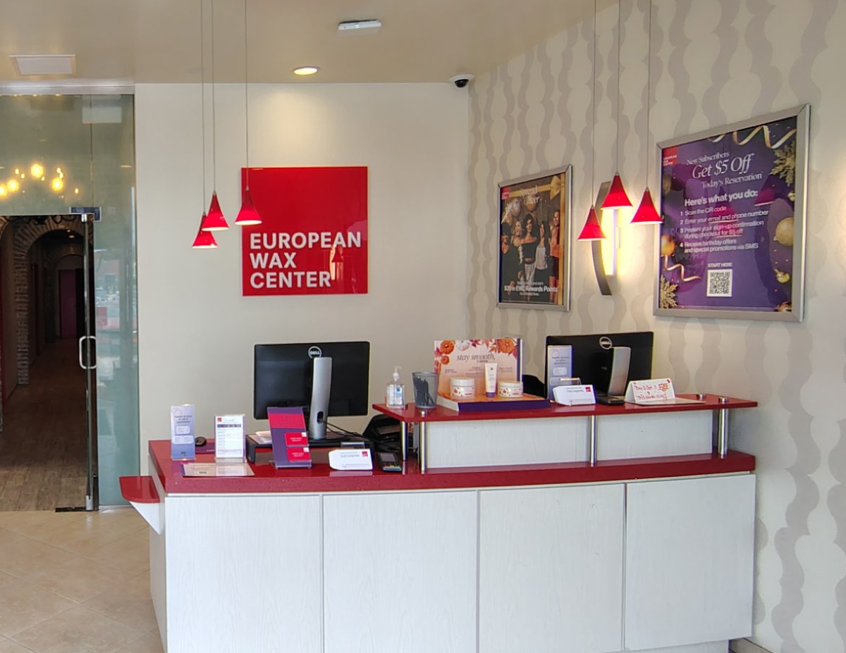 Book Waxing in East Greenwich at European Wax Center