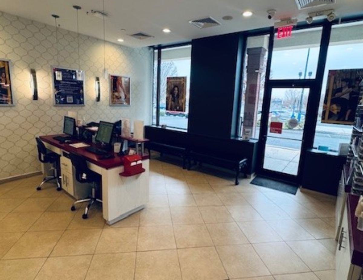 Book Farmington Waxing Services at European Wax Center