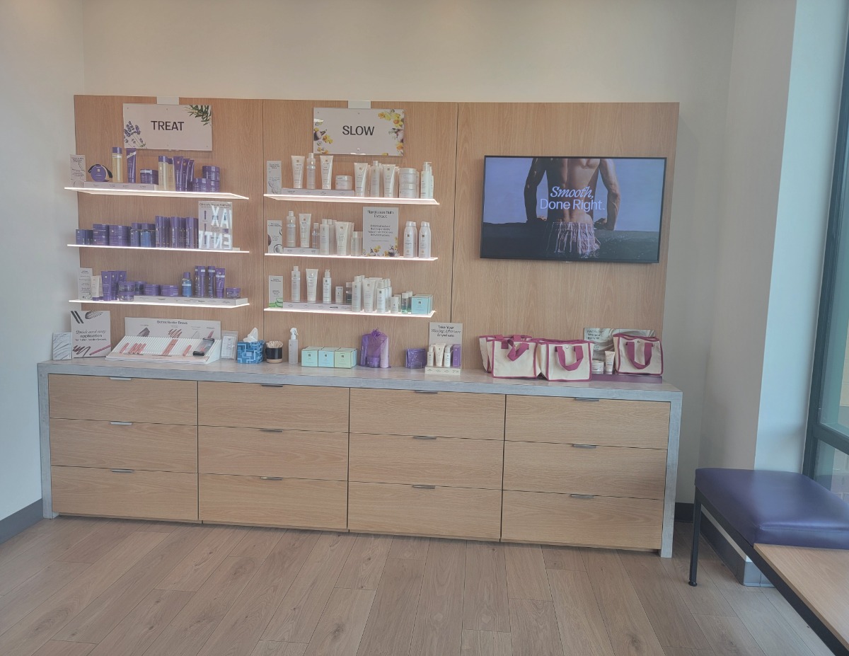 Book Waxing in Kingwood at European Wax Center