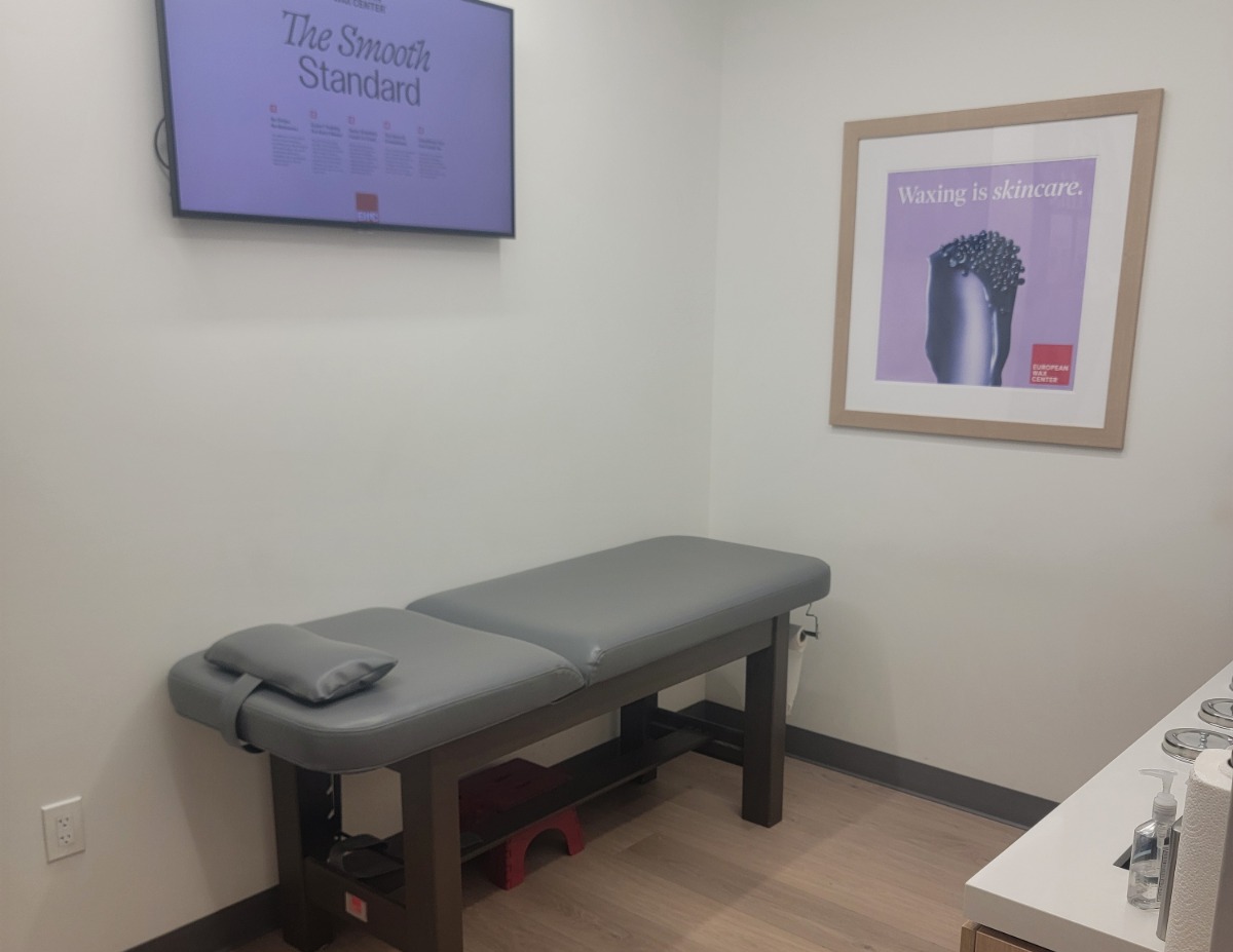 Book Waxing in Kingwood at European Wax Center