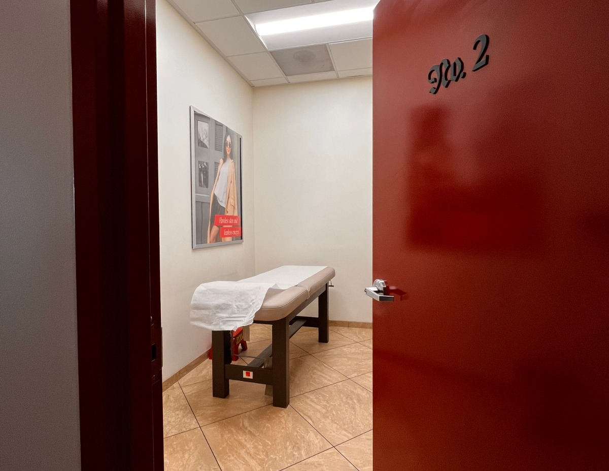 Book Santa Barbara - Five Points, CA Waxing Services at European Wax Center