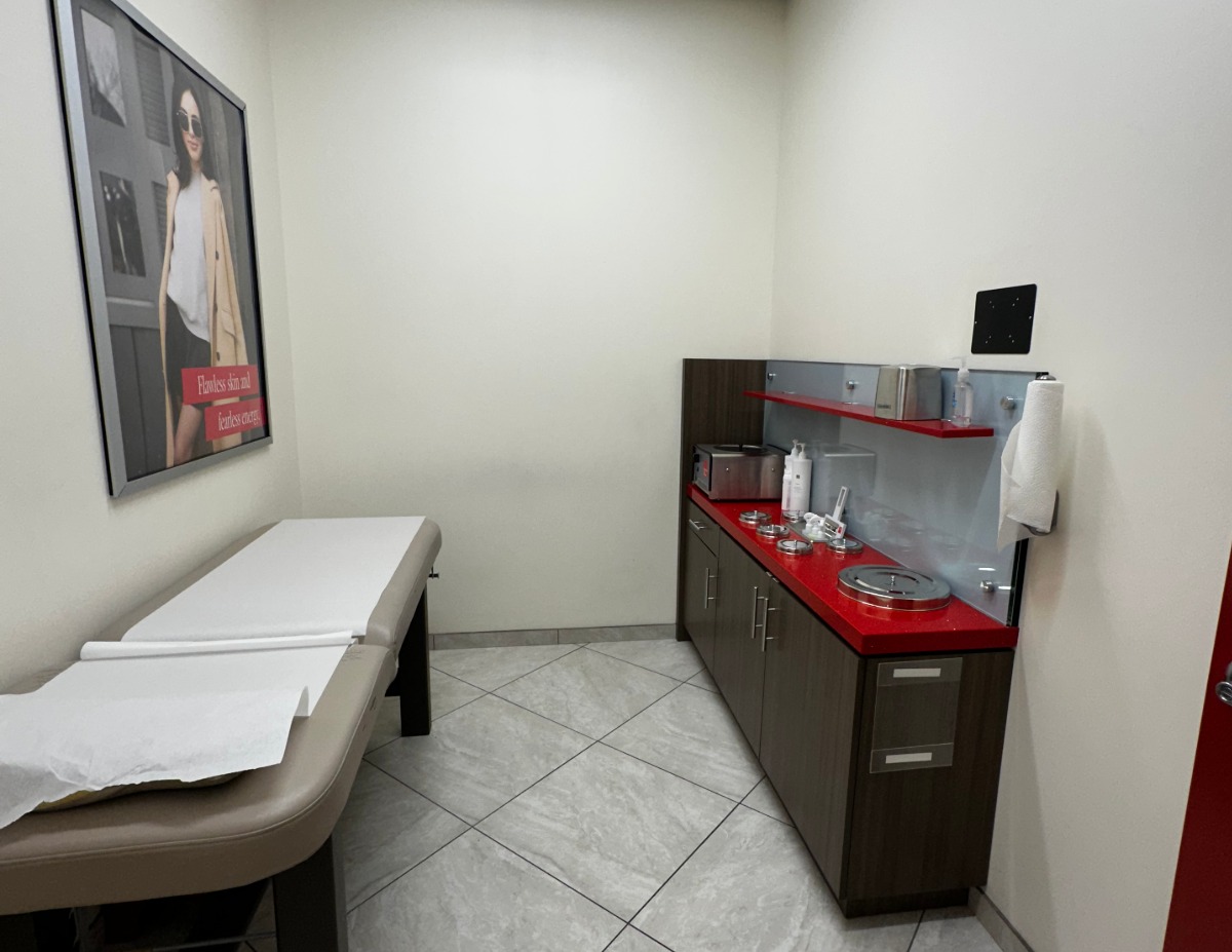 Murrieta Cal Oaks' Premier Waxing Services at European Wax Center