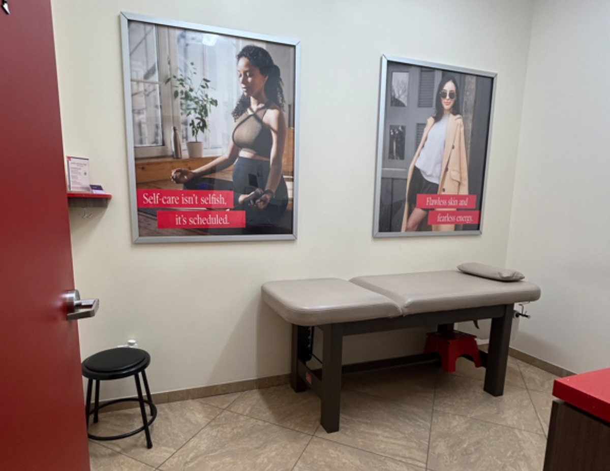 Book Waxing in Oak Park at European Wax Center