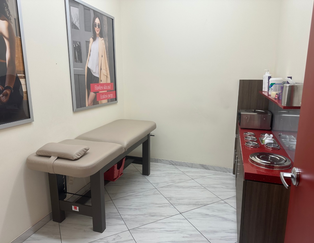 Book Your Brazilian Wax in Schaumburg at European Wax Center