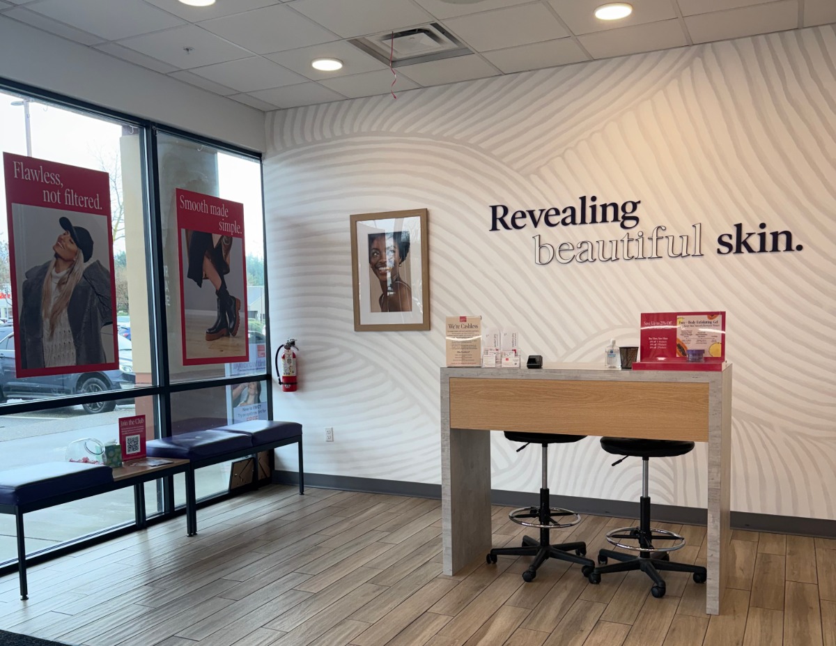 Book Lacey-Hawks Prairie Shopping Center Waxing Services at European Wax Center