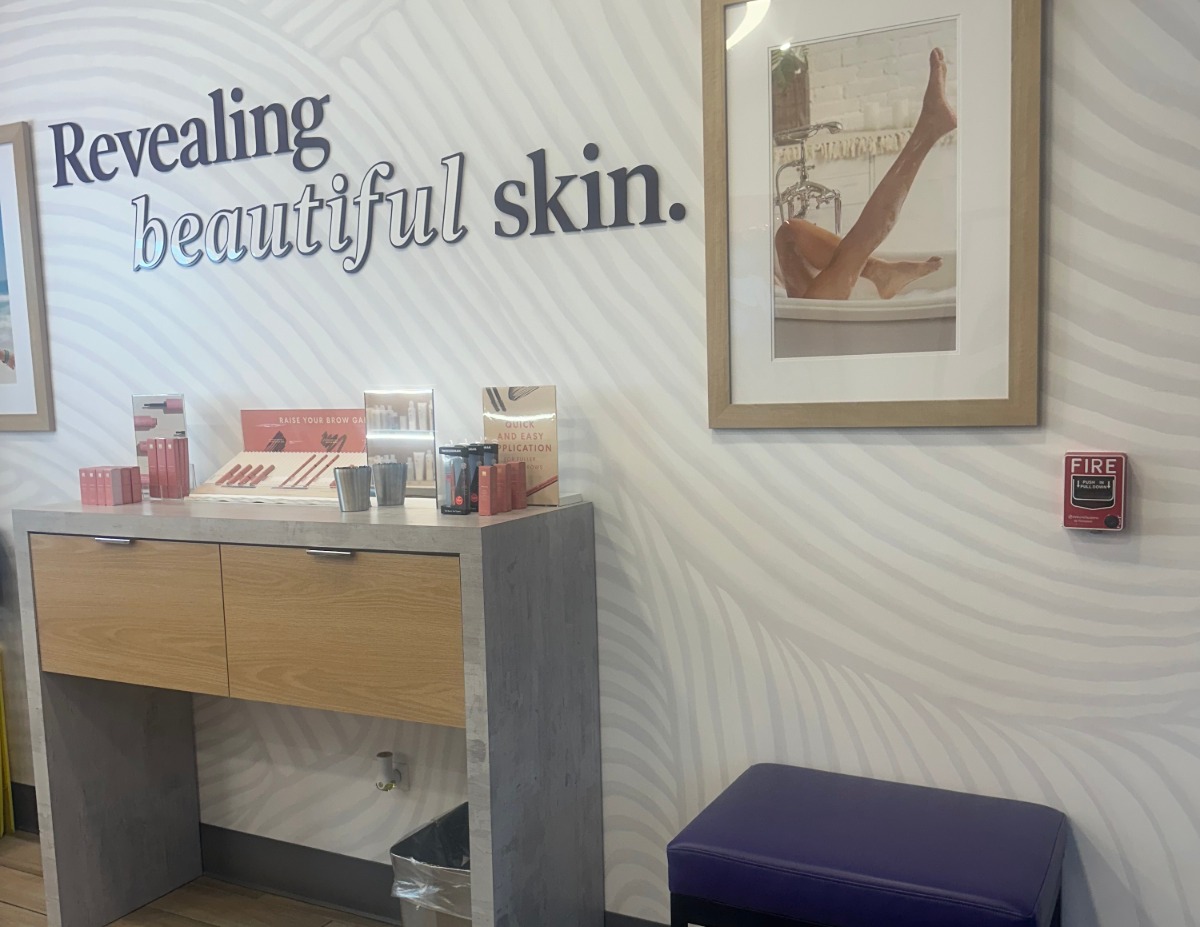 Book New Lenox – New Lenox Town Center Waxing Services at European Wax Center