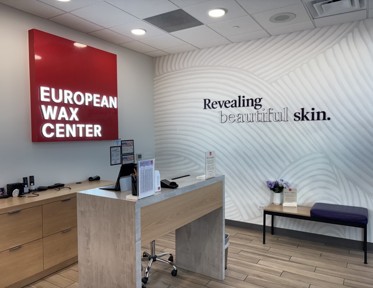 Book Waxing in Gurnee at European Wax Center