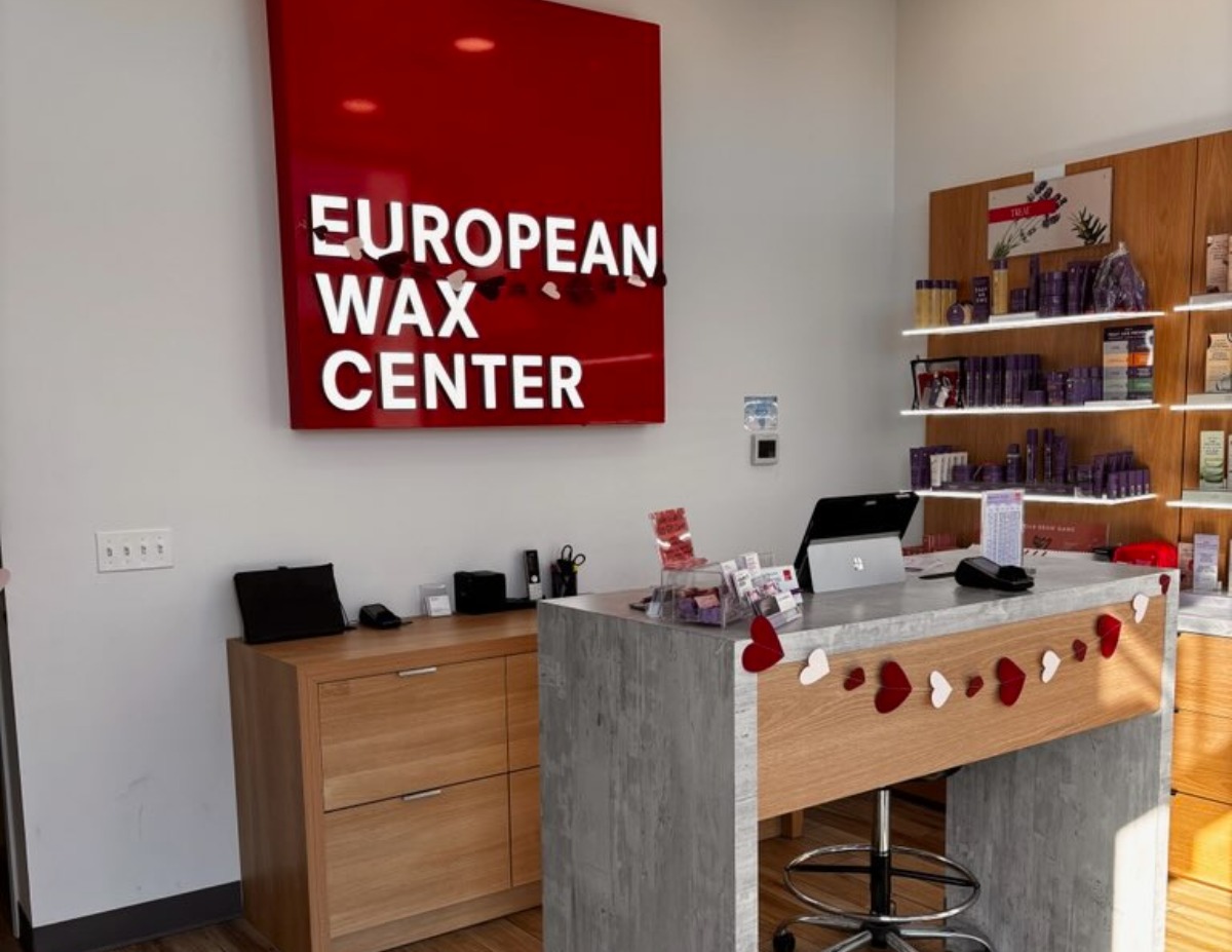 Book Algonquin - Algonquin Commons Shopping Center Waxing Services at European Wax Center